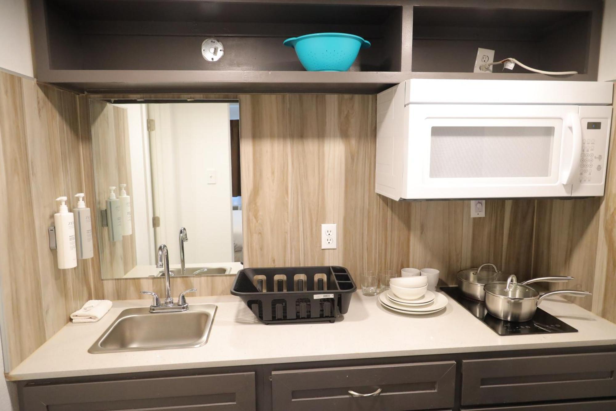 Town Place Studio Apartment Snyder Exterior foto