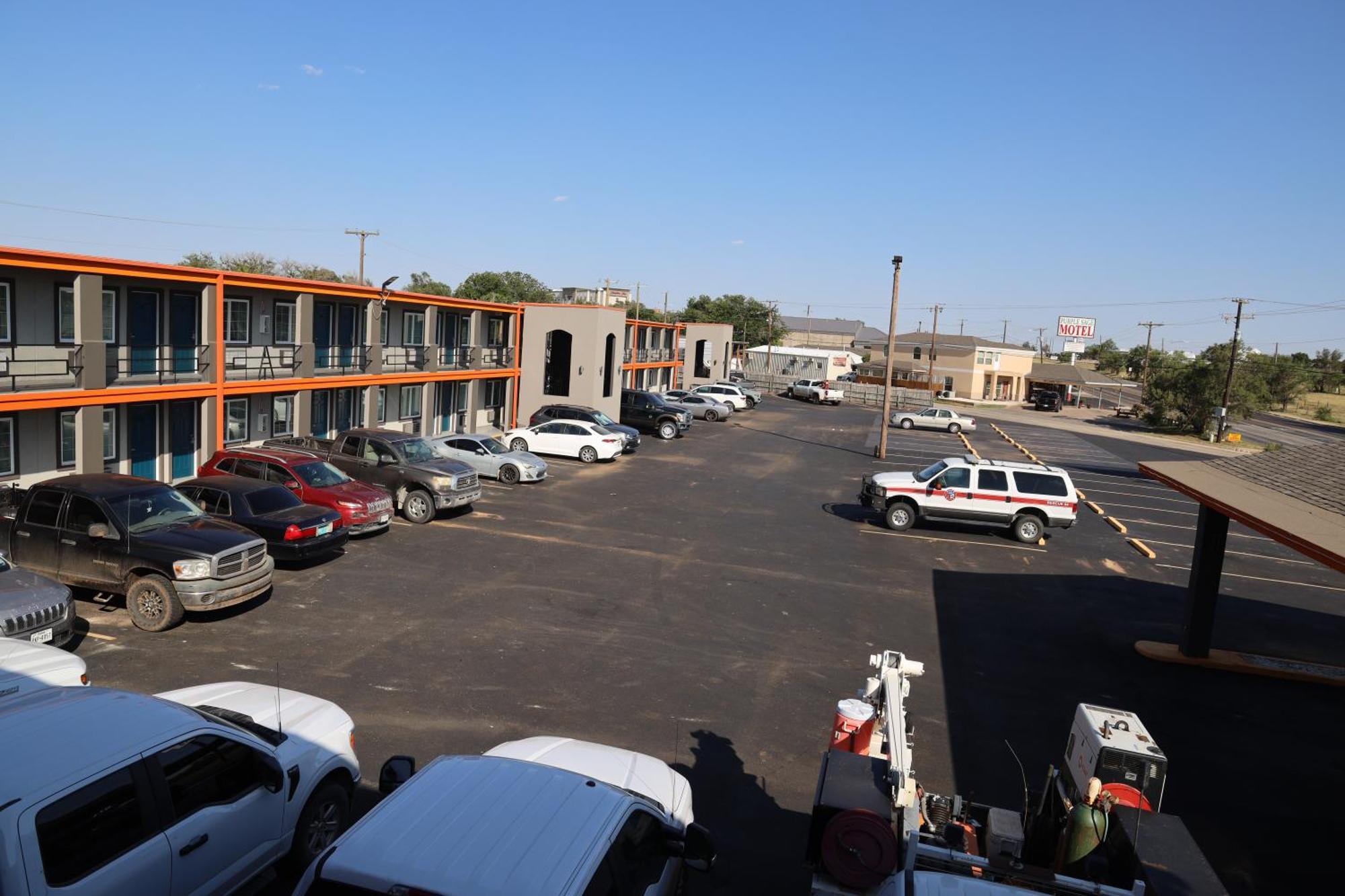 Town Place Studio Apartment Snyder Exterior foto