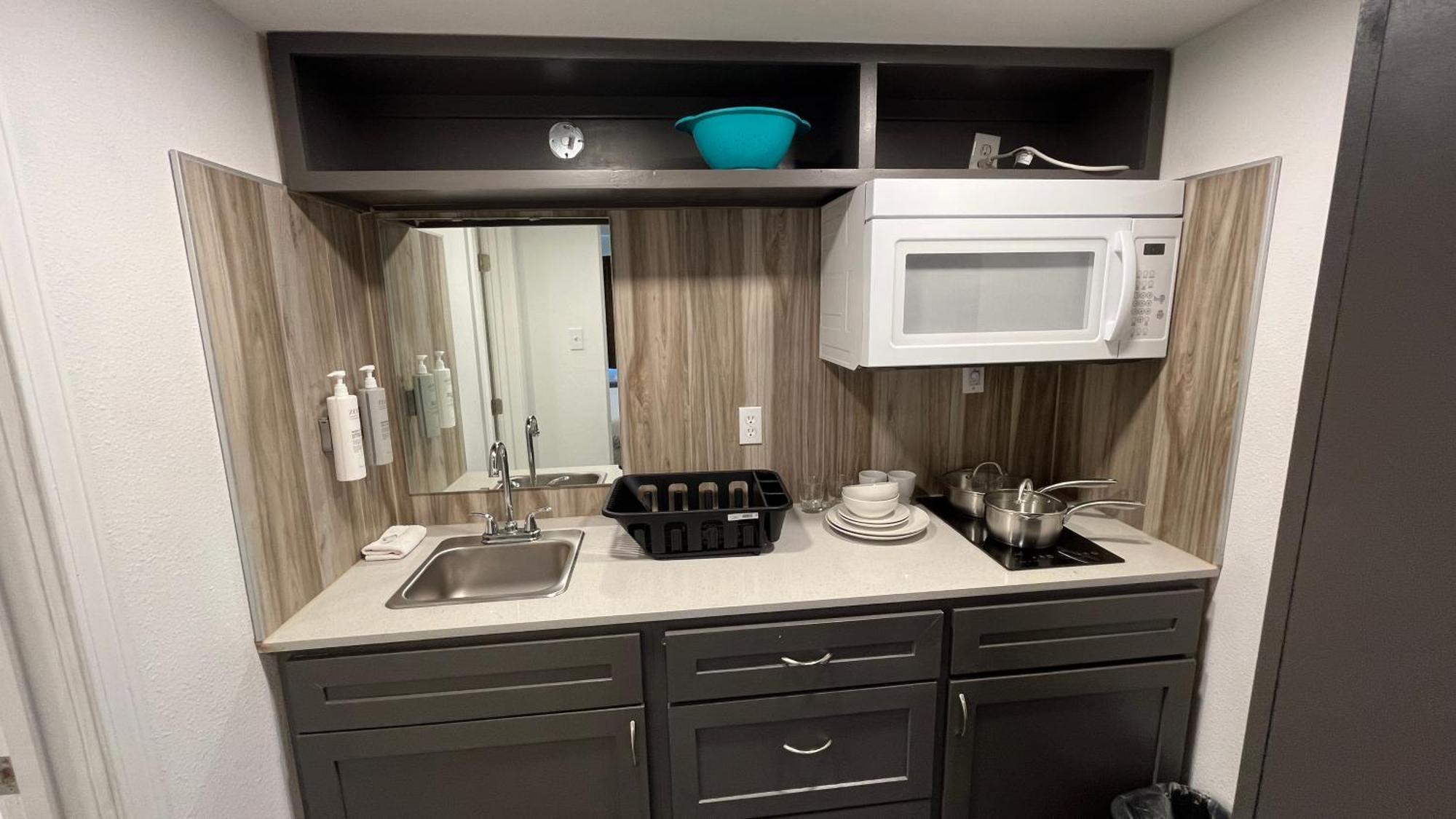 Town Place Studio Apartment Snyder Exterior foto